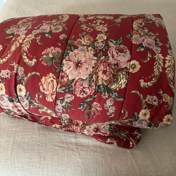 Ralph Lauren Vintage USA Danielle Marseille Deep Red Floral Full/Queen Comforter - Picture 1 of 6